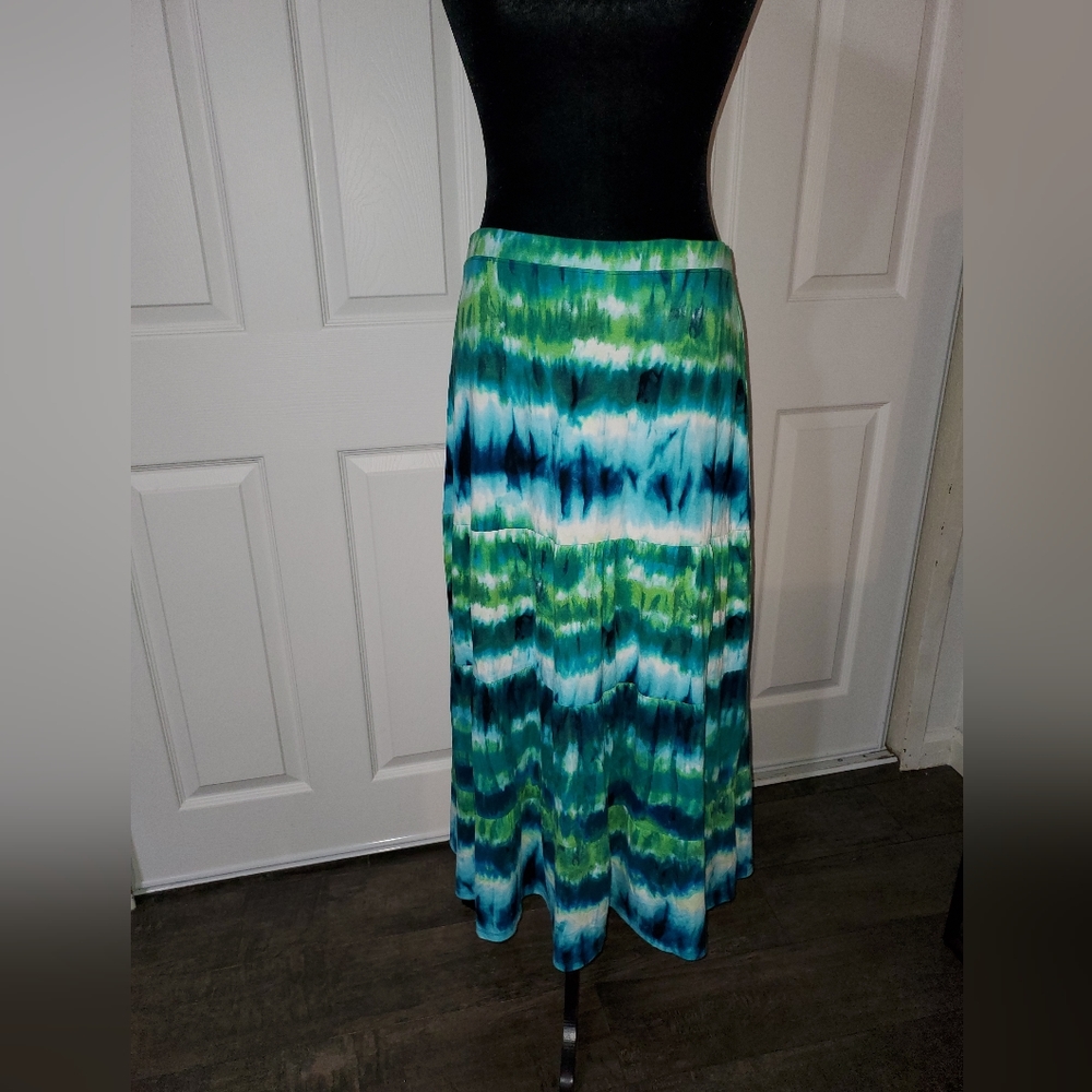 NWT Chico's Tie Dye Ombre Knit Tiered Skirt Size 2